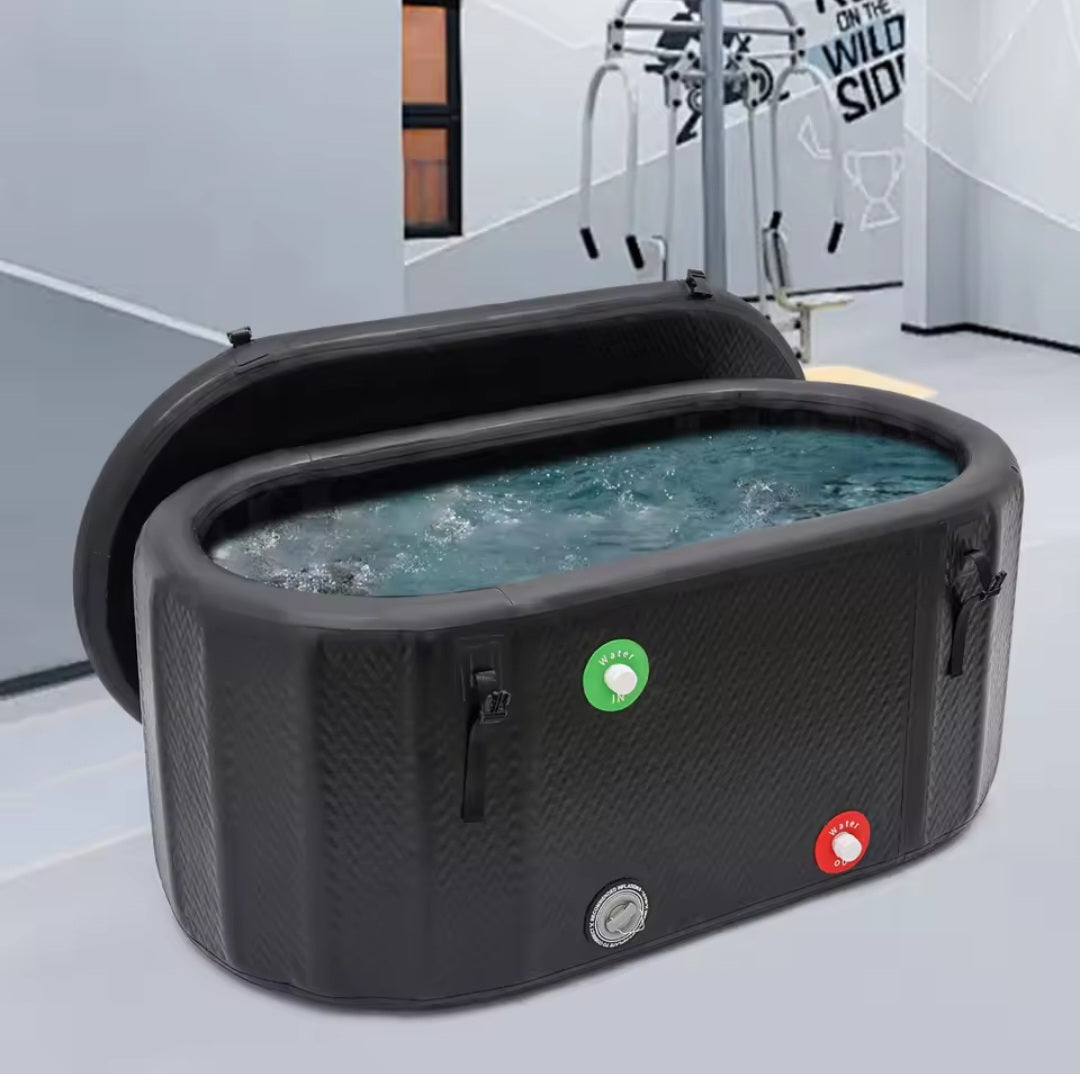 Ice Bath XL YVRAK – Baignoire de glace gonflable 370L vue de face, design ovale spacieux pour athlètes